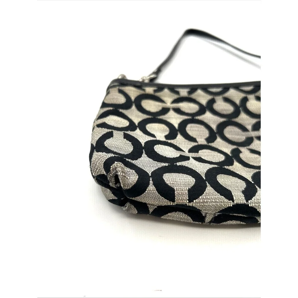 Coach Madison OP Art Wristlet Women Small Grey Signature Jacquard Zip Clutch